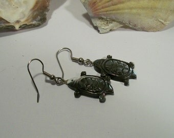 Turtle Earrings Mother Of Pearl Sea Turtle Earrings Seashore Shell Turtle Earrings