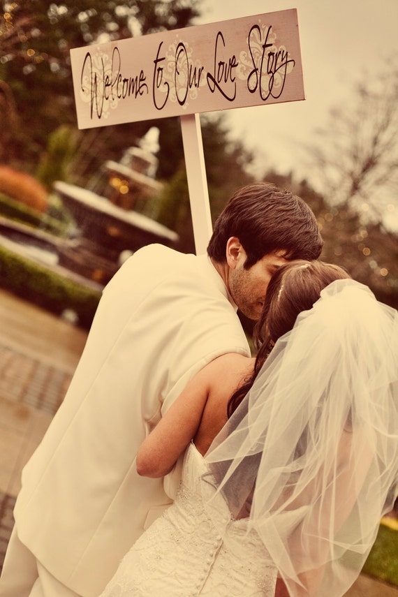 Items similar to Vintage Wedding Sign with Damask Pattern and a stake