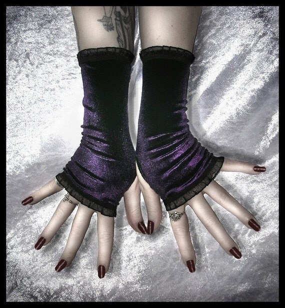 Dark Entries Velvet Fingerless Gloves Deep Purple Black