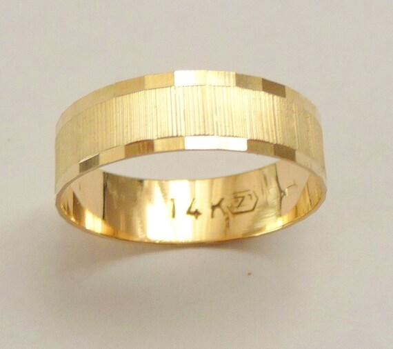 Gold wedding band men wedding ring 6mm wide ring for women