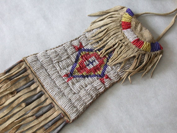 Old Dakota Sioux Beaded Strike a Light Bag Tin by OldWestGems