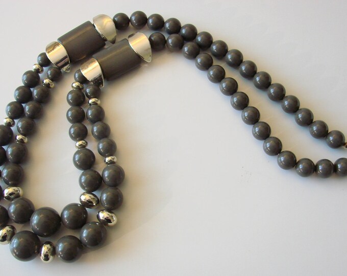1980s Modernist Green Lucite Bead Runway Necklace / Hint of Charcoal Grey / Vintage Jewelry
