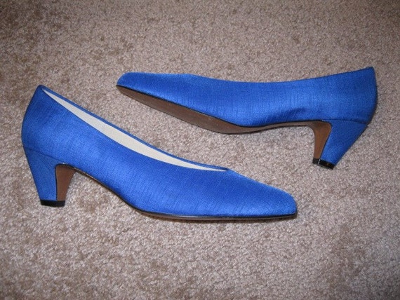wide width royal blue heels