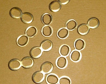 36 pcs. raw brass figure 8 connectors - f993