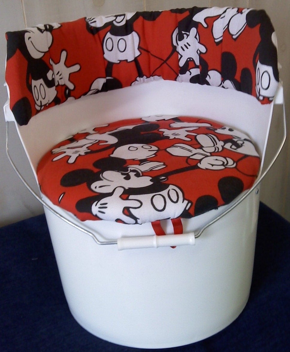 5 Gallon Bucket Chair Retro Mickey Mouse by Bucket2Bucket on Etsy