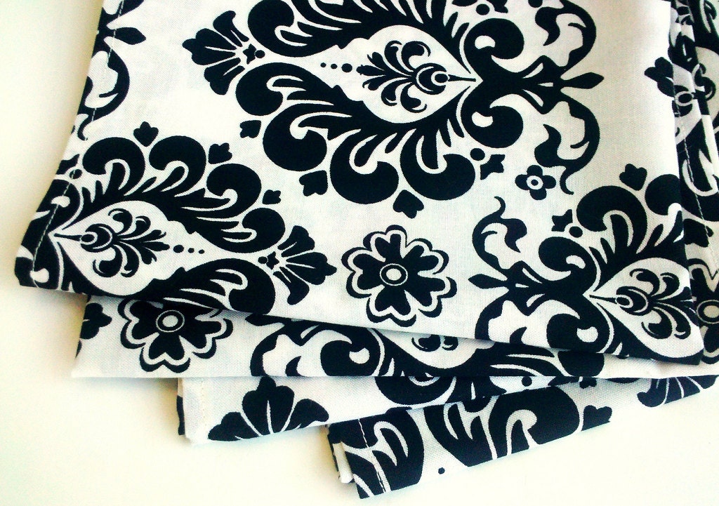 Black and White Cloth Napkins Set of 2