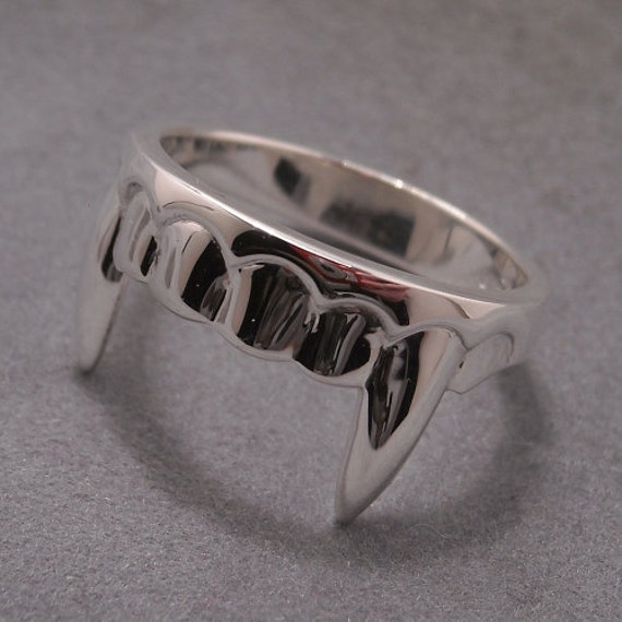 Vampire teeth ring Sterling silver
