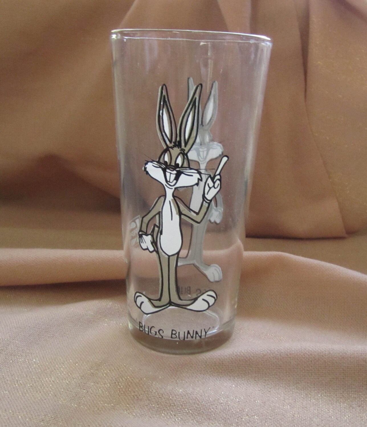 BUGS BUNNY GLASS Vintage Pepsi Collector Series Warner Bros