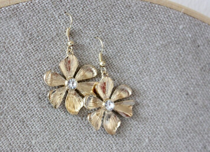 NEW gold flower earrings by anthology27 on Etsy