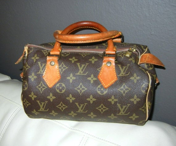 Vintage 1980s Louis Vuitton speedy handbag real leather