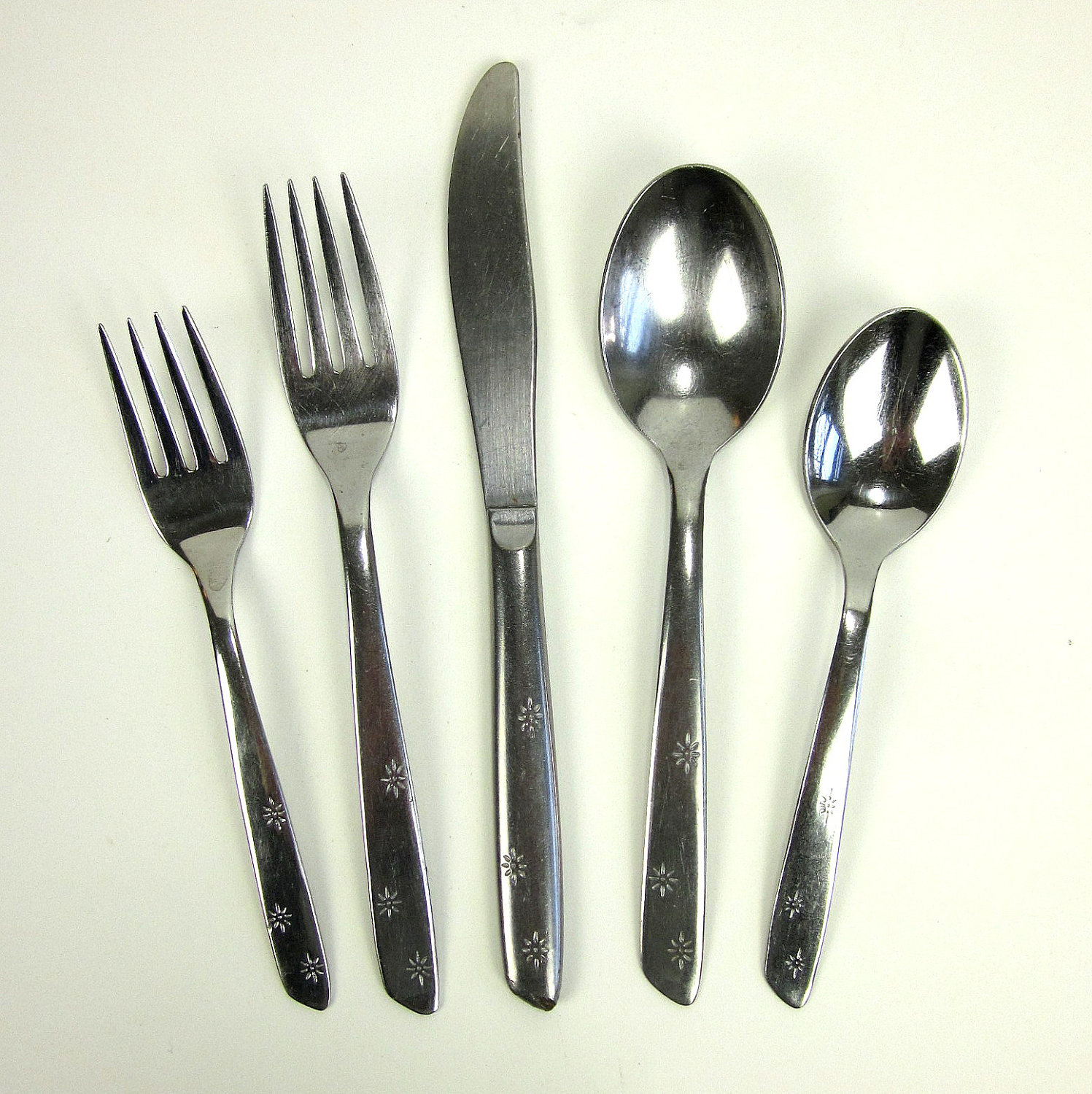 Superior Aurora Night Sky Stainless 40 Pc Flatware Set 50s