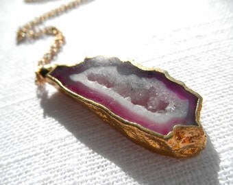Pink agate necklace - pink necklace - gold necklace - sliced agate - D R U Z Y 178