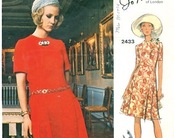 Vintage Vogue Couturier Jo Mattli of London Designer One Piece Dress Pattern 2433 with Label * Bust 34