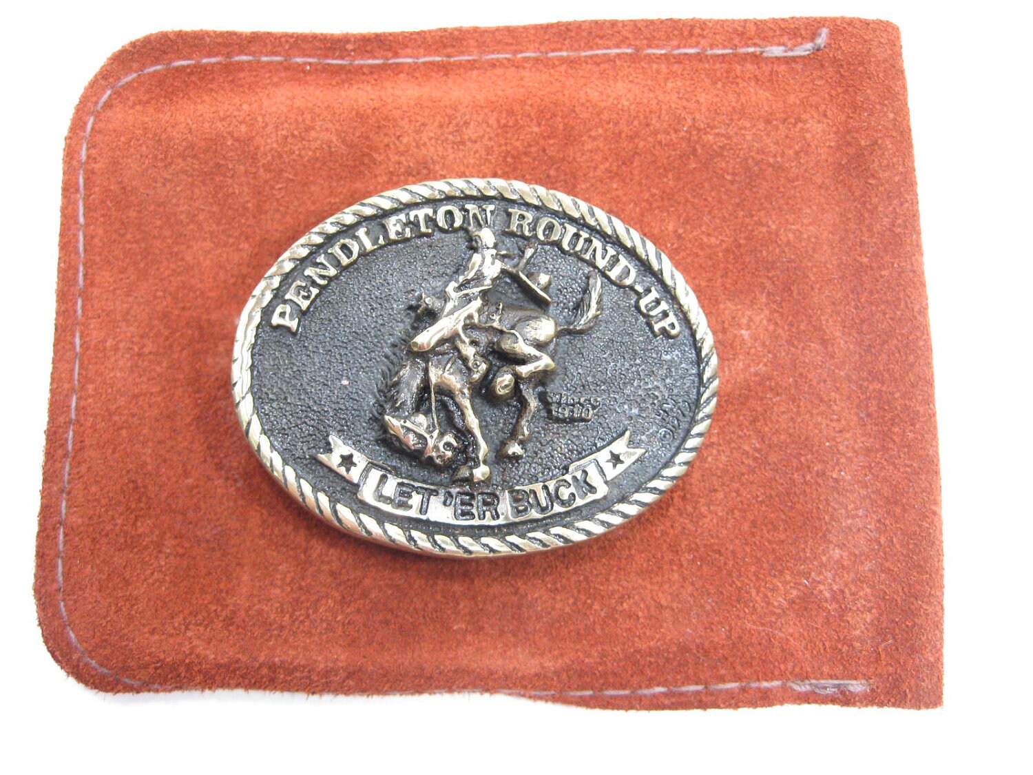 Pendleton Round Up Belt Buckle Let 'Er Buck Solid