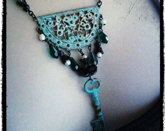 necklace & earrings set - EMERALD FANTASY - victorian, neovictorian, emerald, mystic, mourning, Alice in wonderland, ornate, gothic, ooak