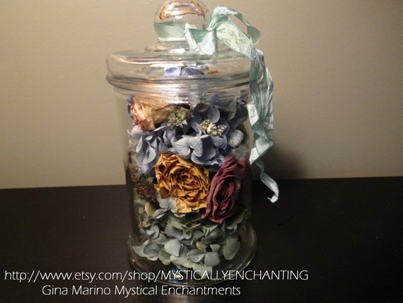 Items similar to SALE Dried Hydrangeas and flowers Glass ...