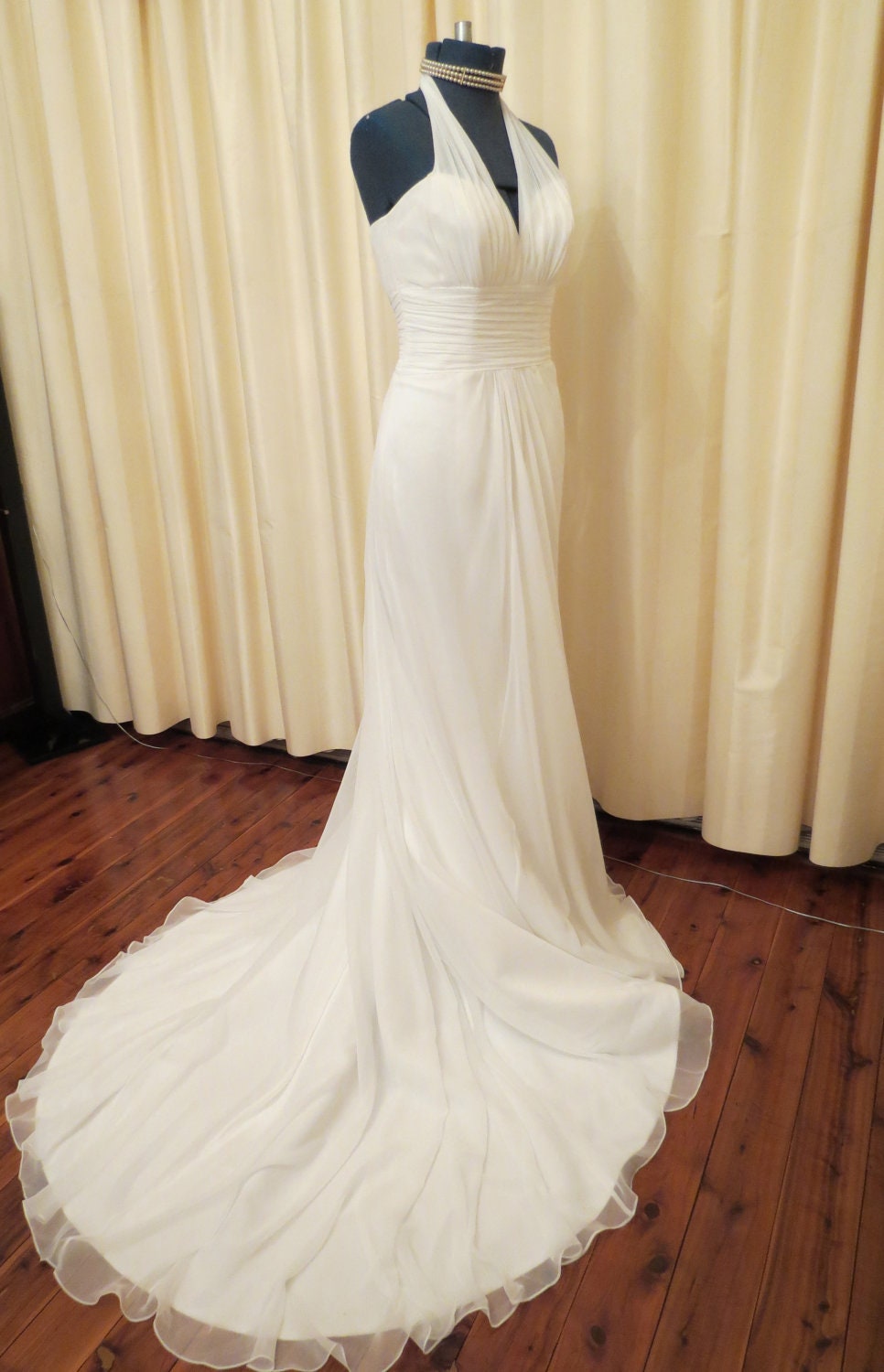 Vintage Off White Wedding Dresses 9
