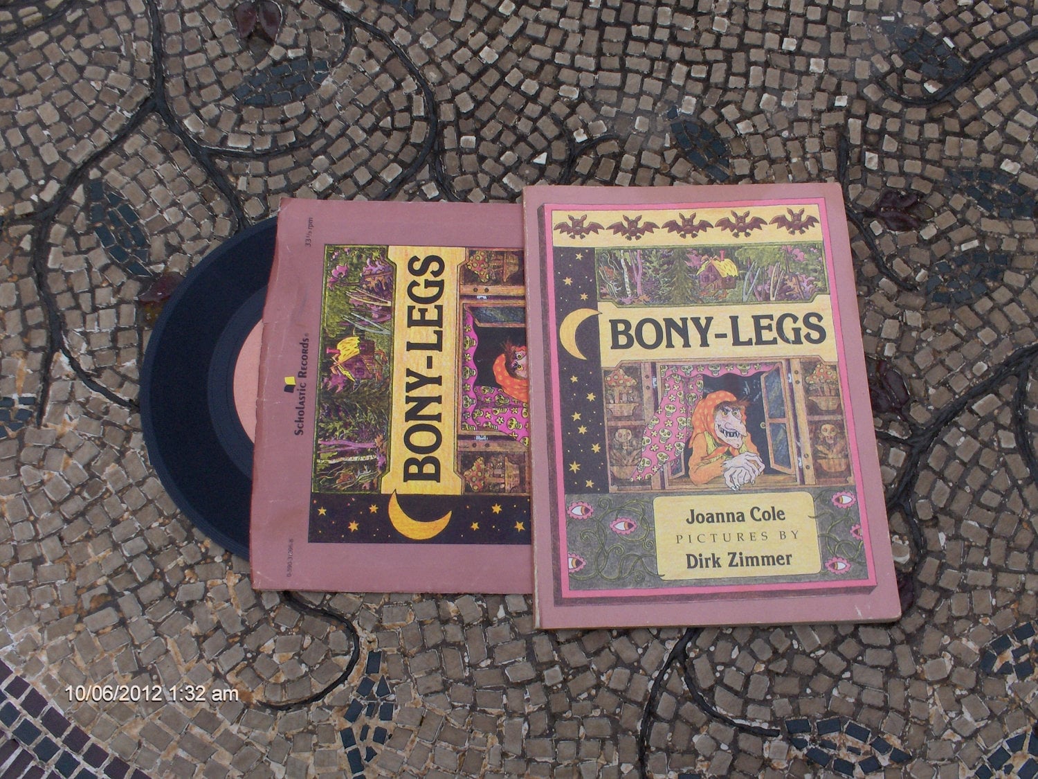 Bony-Legs by Joanna Cole Pictures by Dirk Zimmer 1983 Book