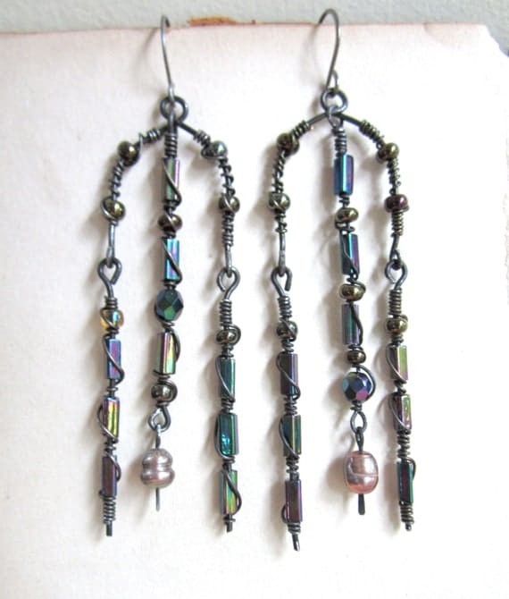 Solo in The Spotlight.  dangle earrings primitive tribal modern