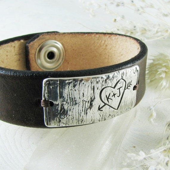 Personalized Engraved Heart and Initials Link Personalized