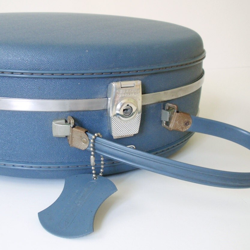 vintage american tourister round luggage