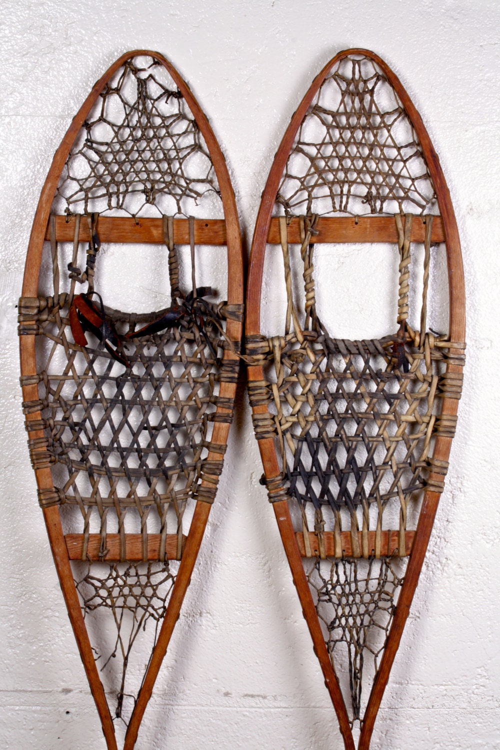 Black Forest Décor - Small Snowshoes Hanging Wall Décor
