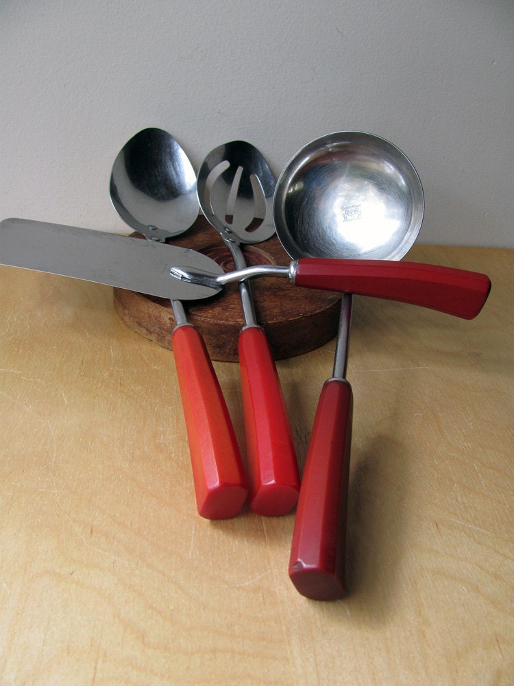 4 Bakelite Red Handle Kitchen Utensils Soup Ladle Slotted