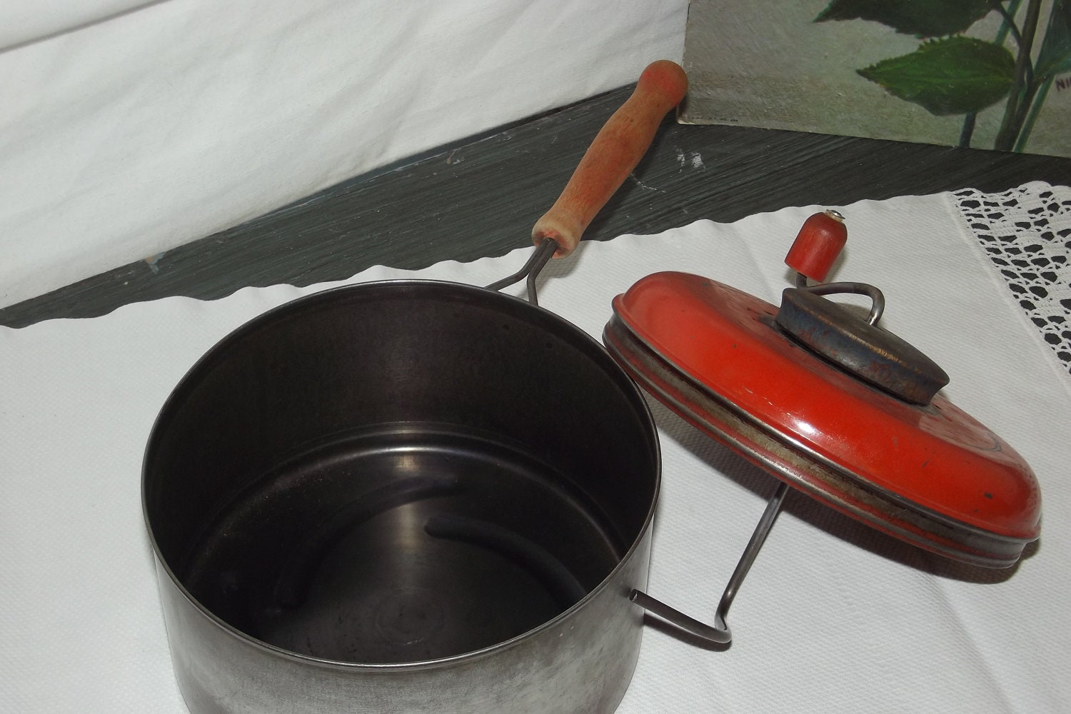 Vintage Stove Top Popcorn Popper