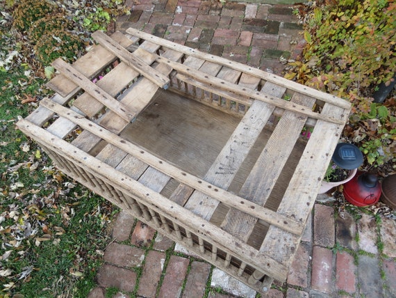 Vintage Wooden Chicken Coop Crate. Reserved for sandford3040.