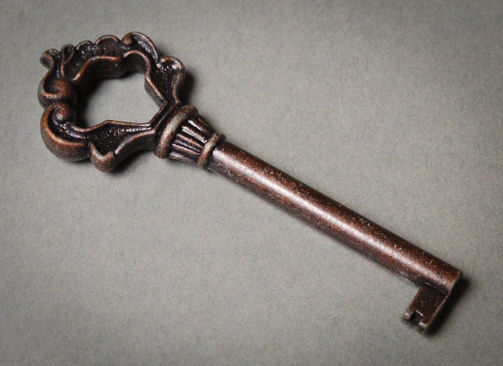Vintage metal decorative skeleton key.