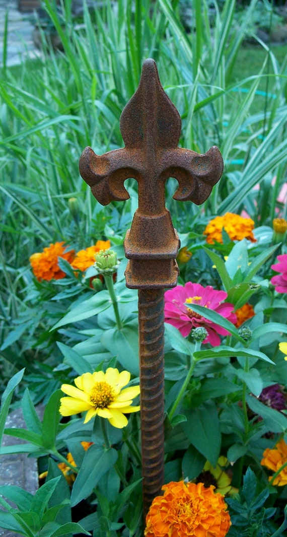 Decorative Steel Garden Stake Rusty Garden Decor Heavy Duty   Il 570xN.370237521 3bgq 