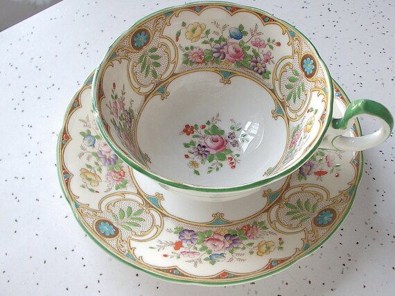 antique Aynsley tea cup and saucer set 1930's by ShoponSherman