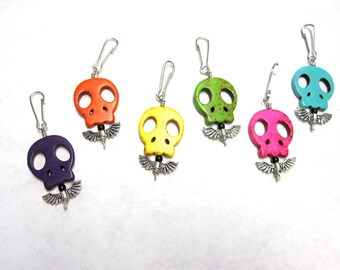 Day of the Dead Charms Sugar Skull Party Favors 6 Pendants Zipper Pulls Keychains