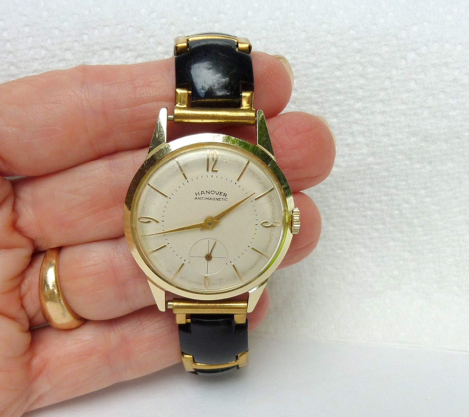 Mens Hanover antimagnetic wrist watch great band mid century Mens Hanover antimagnetic wrist watch great band mid century