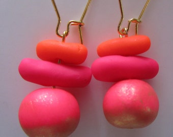 fluoro neon pink, gold dustings, deep neon orange and mid neon orange polymer fashion earrings
