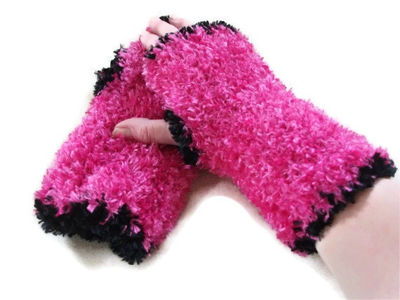 Wristies/Fingerless Mitts in Vivid Pink & by UniquelyYourDesigns