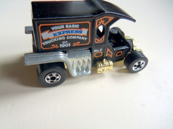 Vintage Hot Wheels T Totaller Car 1976