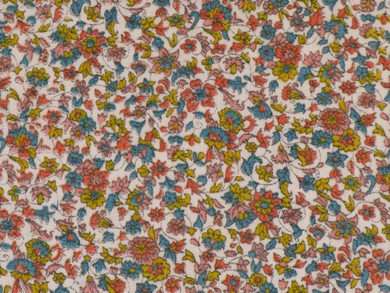 Vintage Calico Cotton Fabric Pink and Blue tiny Flowers 3/4