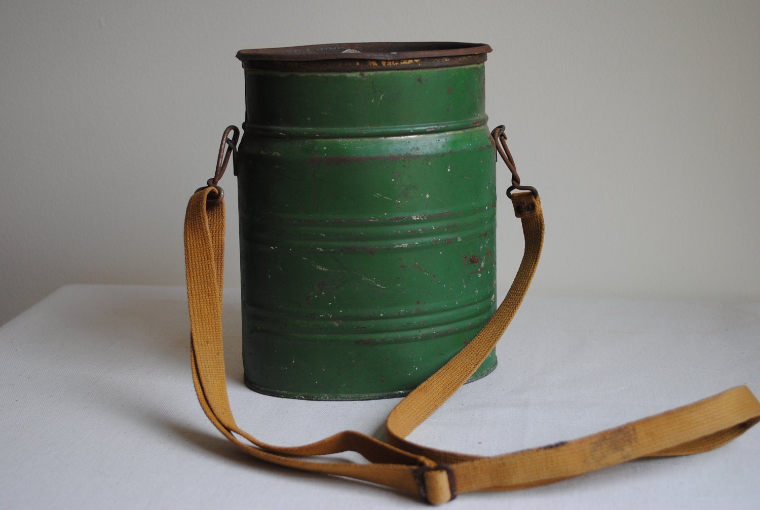 Green Tin Minnow Bucket Wonderful Vintage Chippy Paint Metal