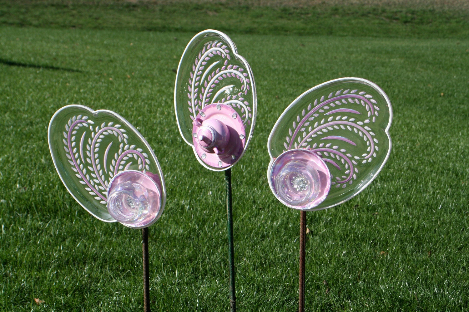 Garden Art Sun Catcher Glass Plate Flower Garden Sculpture