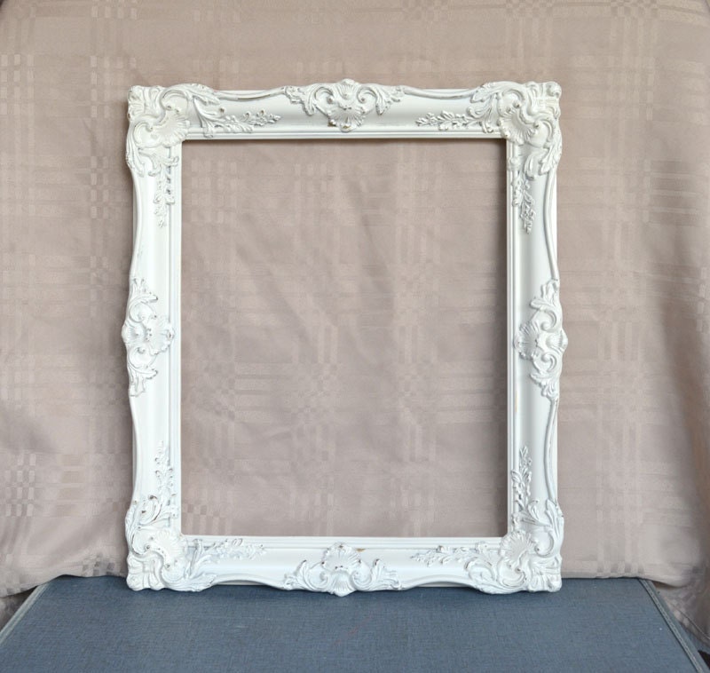 White Vintage Frame 8