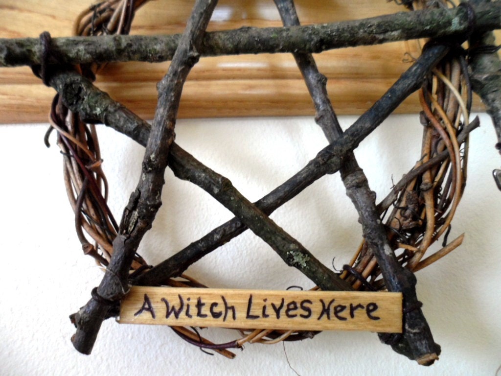 Witch Pentacle. Vine / Oak Twig Pentagram Wreath & Besom