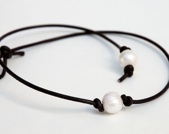 Leather Pearl Choker, Pearl Leather Necklace, Genuine Freshwater pearl, June Birthday, BROWN Leather Pearl necklace, 16 INCH Necklace