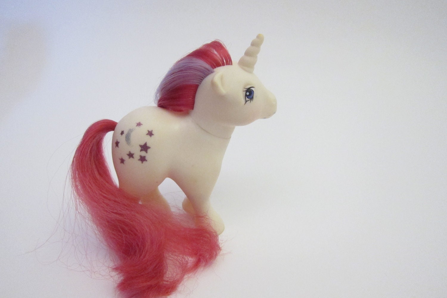 Vintage My Little Pony White Moondancer Unicorn Purple Red