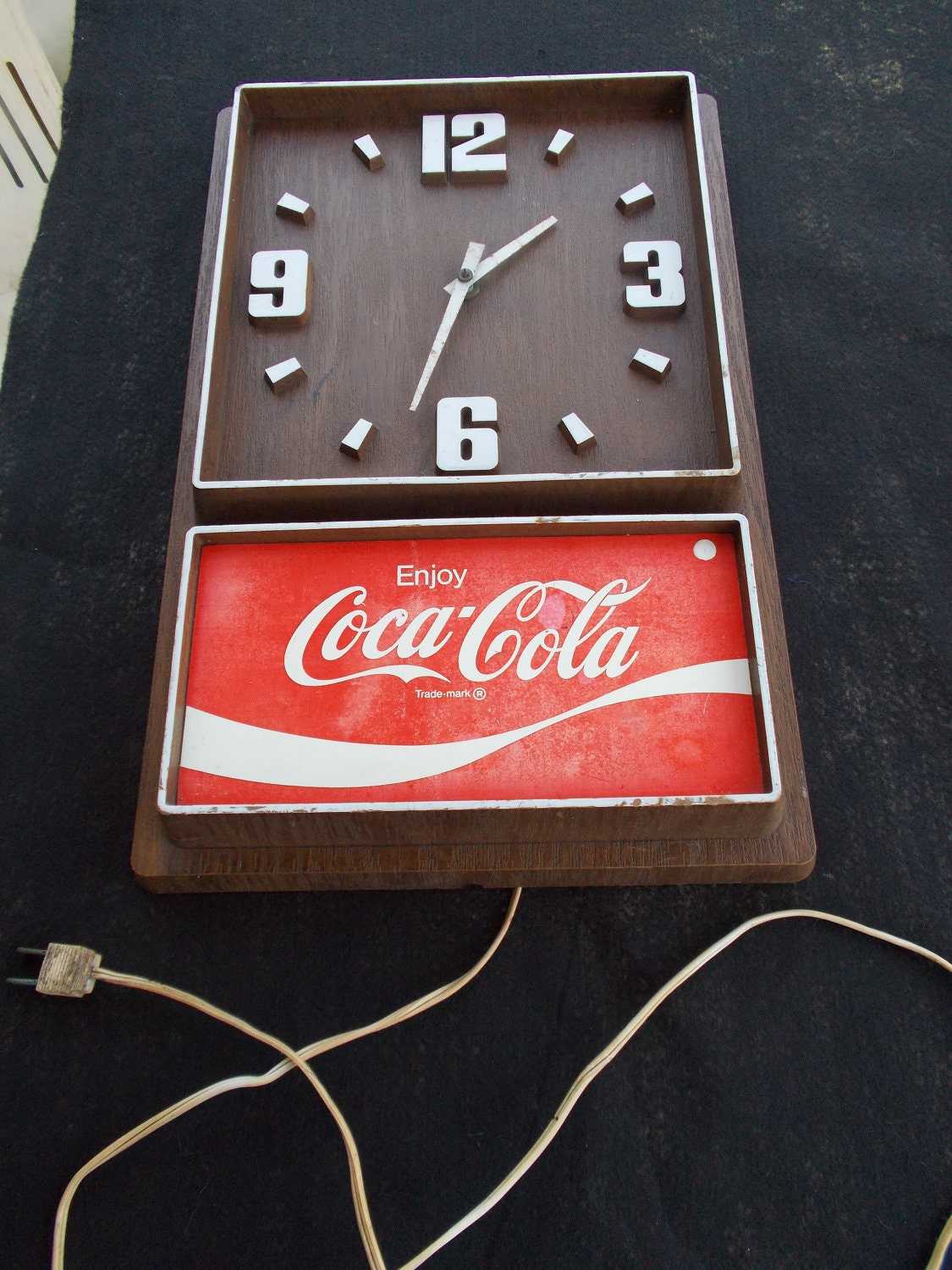 Vintage Coke Clock