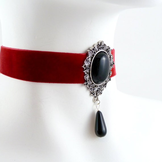 Red Velvet Choker Necklace With Black Onyx Stone Cabochon And