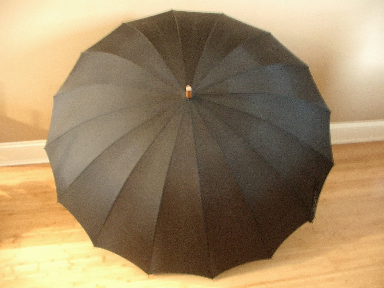 London Fog Umbrella Vintage Outdoor gift wood handle Black