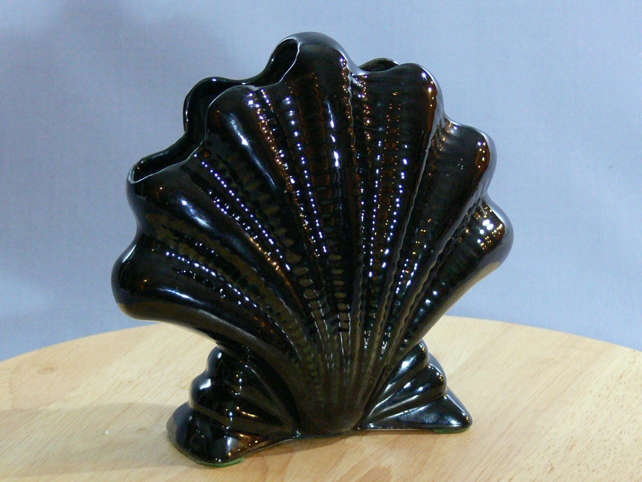 Frankoma Clay Clam Shell Bud Vase Rare Black by MasterGreig
