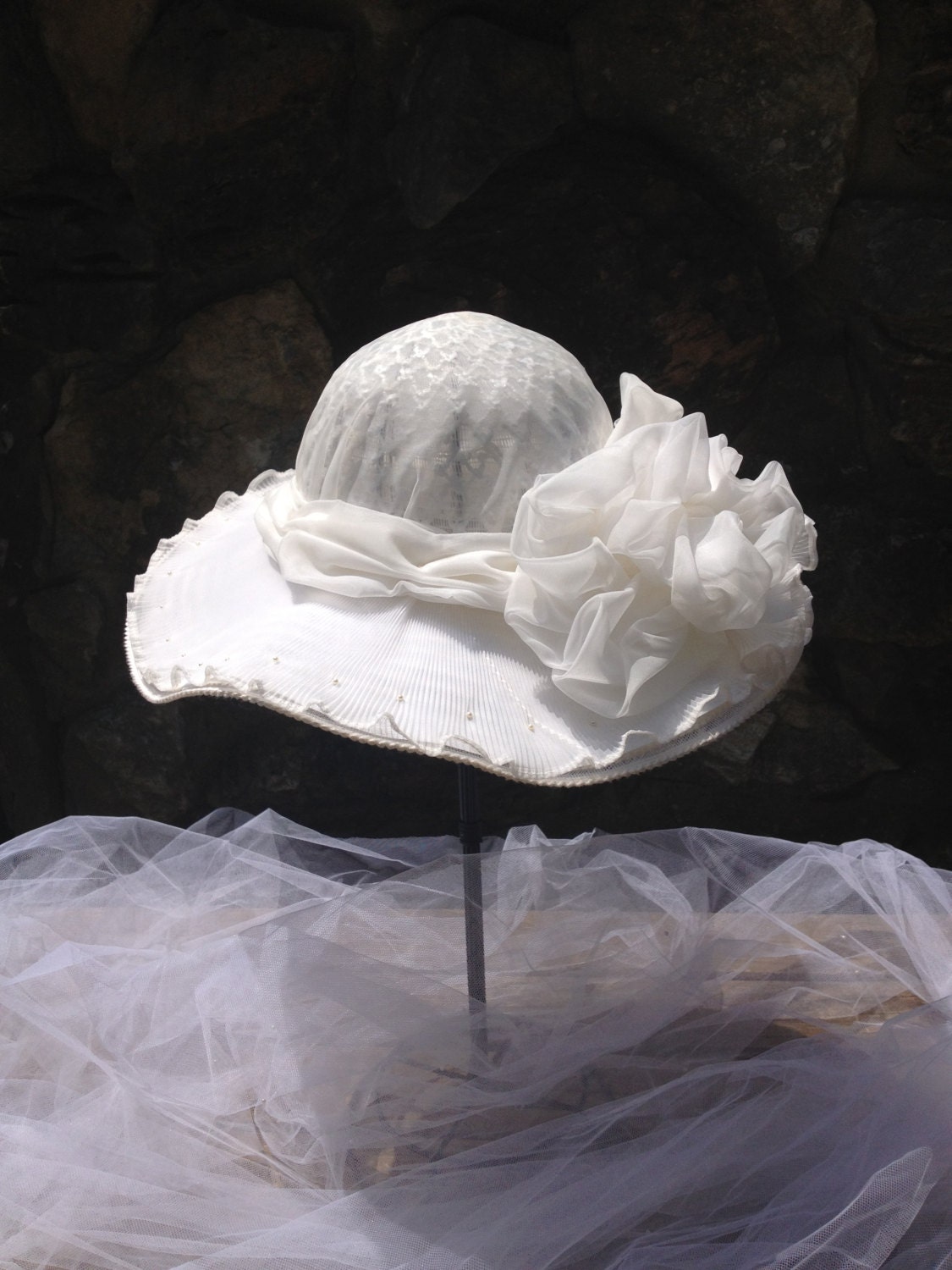 SALE vintage white wedding hat / white wedding / vintage wedding hat