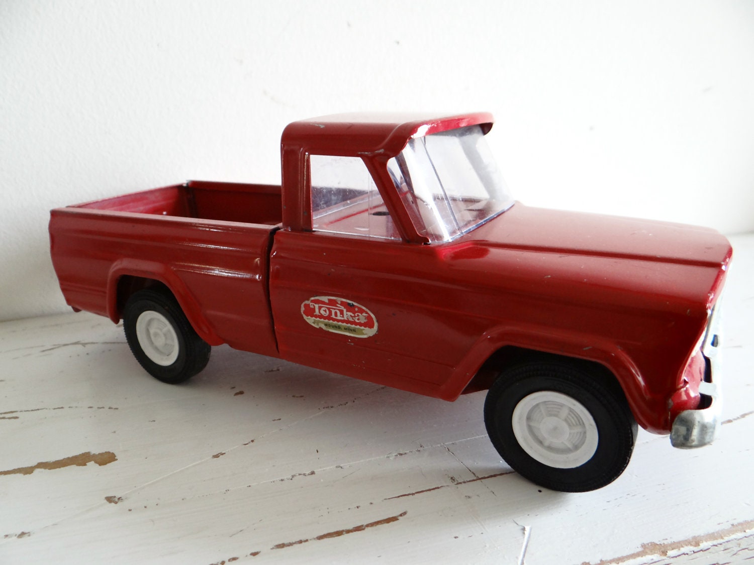 vintage jeep toy